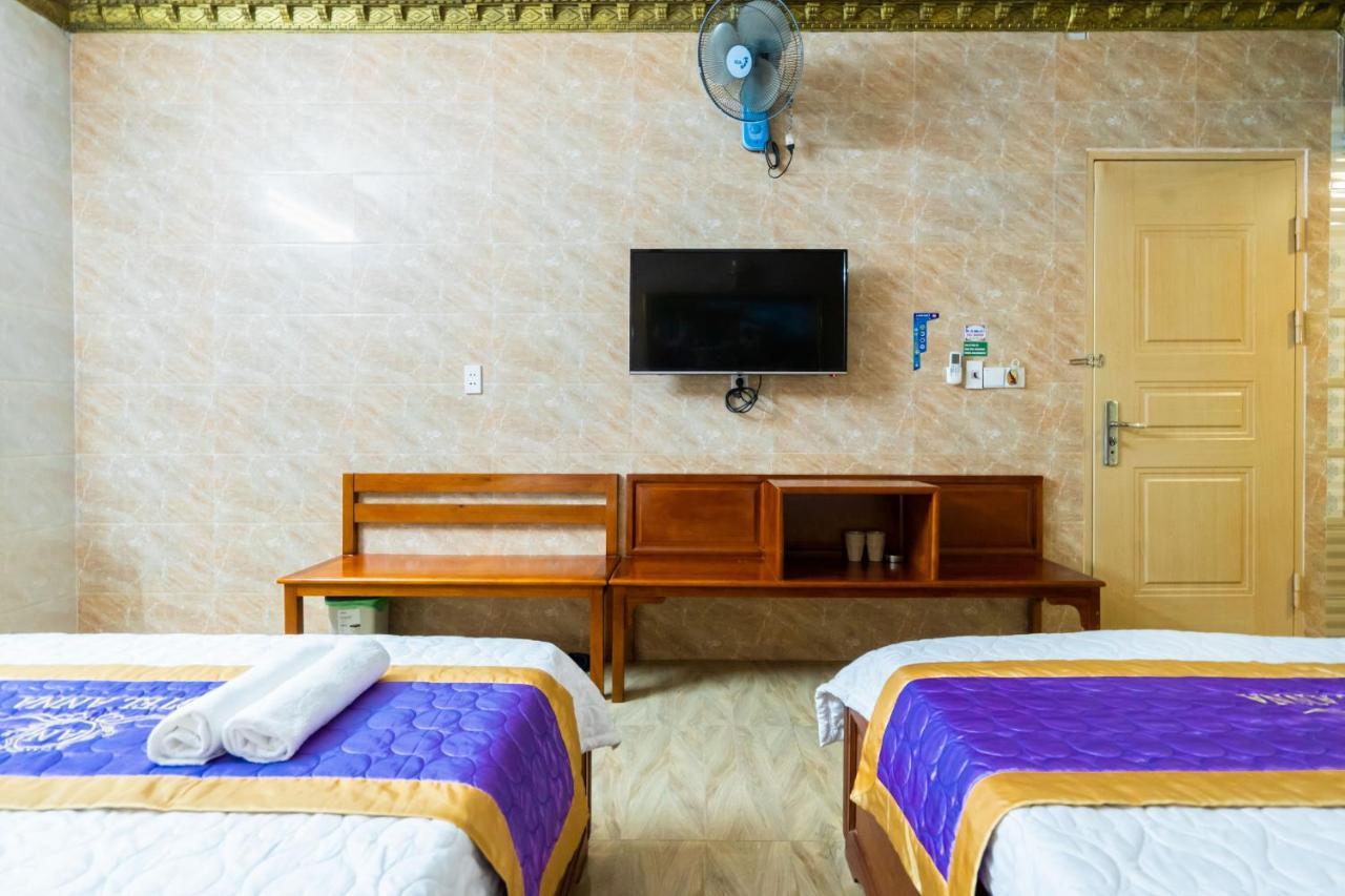 148 Go Vap Khách sạn